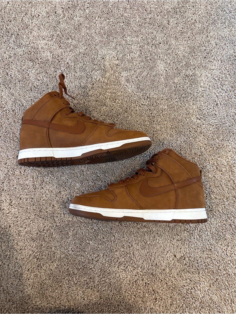 Nike Women’s Mid-Top Sneakers in Chestnut Brown